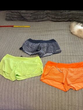Nike Running bundle of 3 women size Large